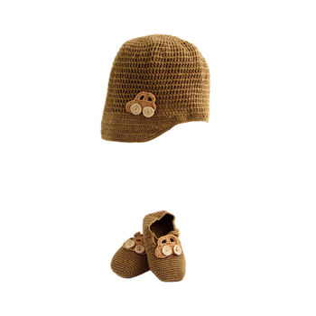 Organic Hat And Booties Gift Set, 8 of 11