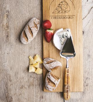 Personalised Cheese Slicer With Juniper Handle, 2 of 3