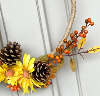 Luxury Autumn Jute Wreath With Daisies And Fir Cones, 4 of 4
