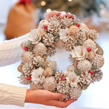 Snowberry Luxury Indoor Christmas Wreath, 3 of 7