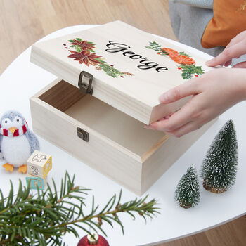 Personalised Festive Garland Christmas Eve Box, 8 of 12