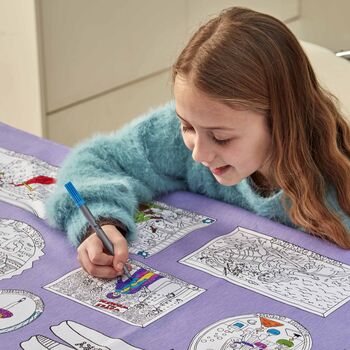 Colour In Heroines Of History Tablecloth Kit + 10 Pens, 9 of 9