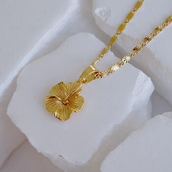 Hawaiian Necklace 18 K Gold Plumeria Flower Charm, 3 of 5
