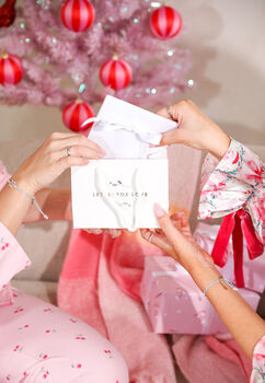 Secret Santa Christmas Wreath Bracelet In White Pouch And Ribbon, 6 of 11