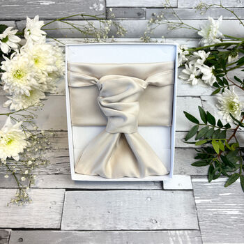 Antique Champagne Wedding Set, 2 of 9