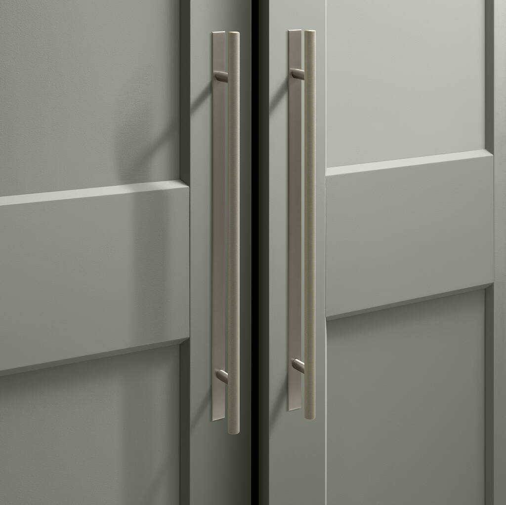 Chunky Skyscraper Knurled Handle With Plate By Dowsing & Reynolds