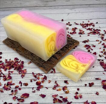 The Pink Sensation Spa Flowers Luxury Gift Box, 5 of 7