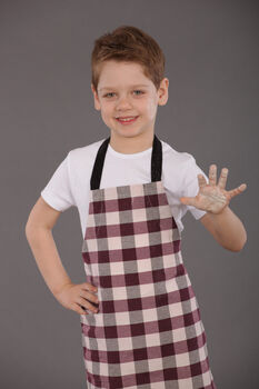 Matching Checked Christmas Aprons | Kids And Adults, 2 of 12