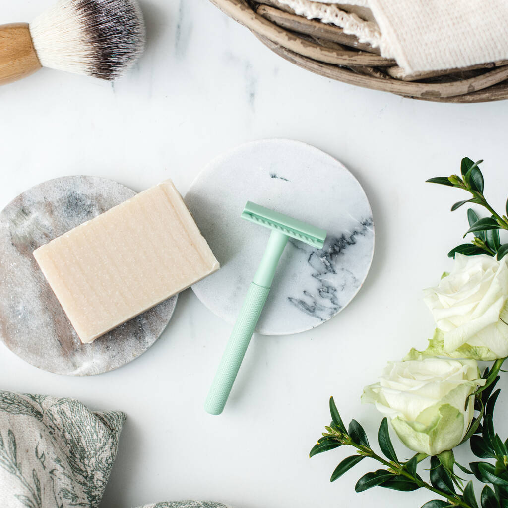 Unisex Reusable Safety Razor Travel Kit By Shoreline Shaving