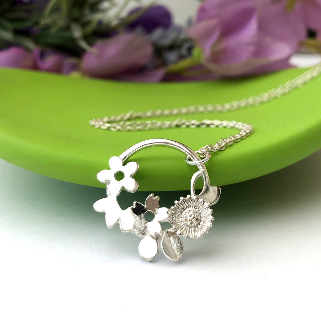 flower garden necklace by zelda wong