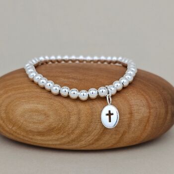 Personalised Confirmation Cross Child's Bead Bracelet, 2 of 3