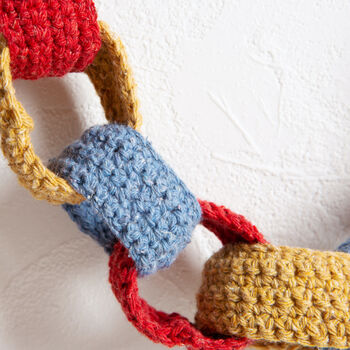 Paper Chain Christmas Crochet Kit, 2 of 5
