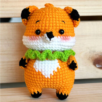 Cute Ruffles Zoo Friends Amigurumi Collection, 3 of 4