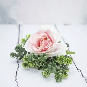 Single Artificial Rose Bouquet, 6 of 8