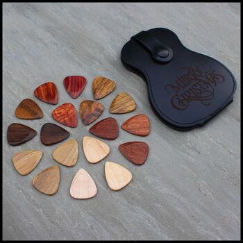 18 Acoustic Guitar Picks In A Leather Christmas Wallet, 3 of 11