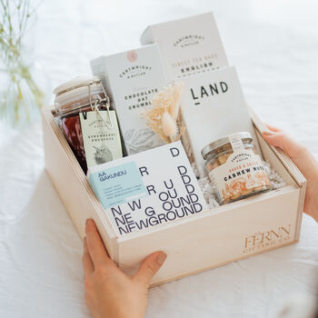 The Welcoming Your Guests Food Gift Hamper, 4 of 7