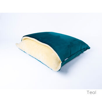 Charley Chau Winter Warm Snuggle Bed, 10 of 11