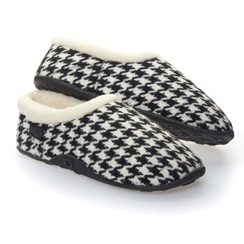 Freeze Black And White Dogtooth Mens Slippers Indoor/Garden Shoes, 2 of 10