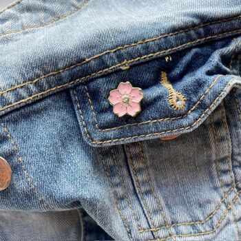 Be My Flower Girl Enamel Pin Gift With Poem | Flower Girl Proposal Keepsake | Floral Wreath Wedding Gift, 6 of 11