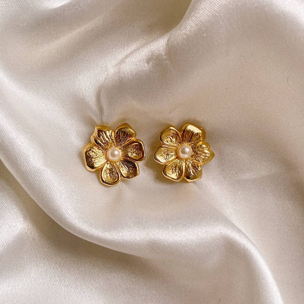 Vintage 1990s Gold Plated Rose Stud Earrings By SOH VINTAGE