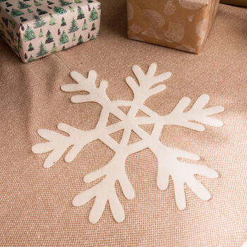 Cosy Christmas Snowflake Tree Skirt, 3 of 4