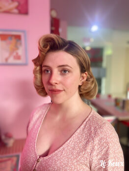 Vintage Pinup Hair Styling Experience In Leamington Spa, 4 of 12