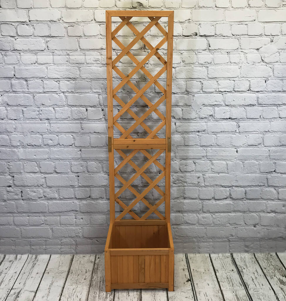 Elegant Wooden Trellis Patio Planter By Garden Selections ...