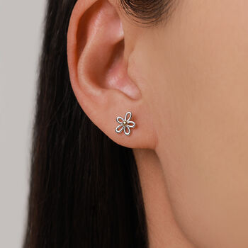 Sterling Silver Two Tone Daisy 16 G Flat Back Labret Earrings, 7 of 12
