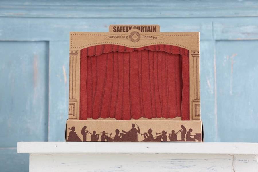 create a theatre in a box by crafts4kids