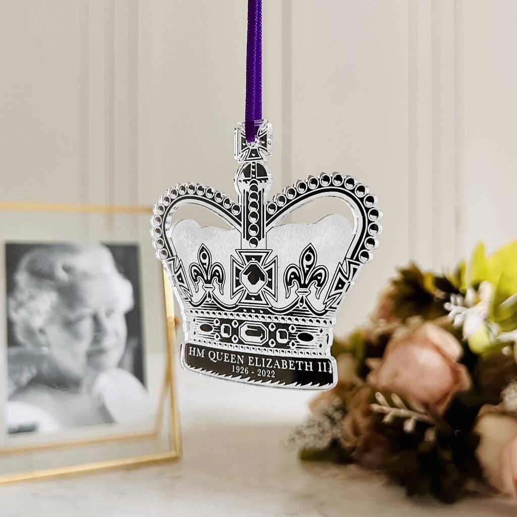 Queen Elizabeth Ii 1926 2022 Crown Memorial Keepsake By Design by Eleven
