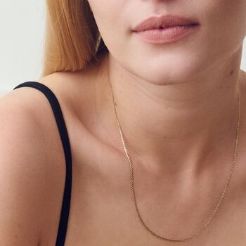 9ct Yellow Gold Solid Curb Chain 18 Inch, 3 of 4