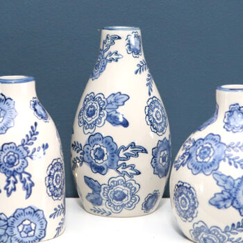 Blue Willow Vase, 5 of 5