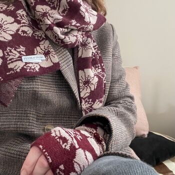 Women's Floral Cashmere Scarf Burgundy, 2 of 5