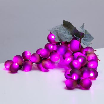 Grapes Pinot Purple LED Bunches, 3 of 3