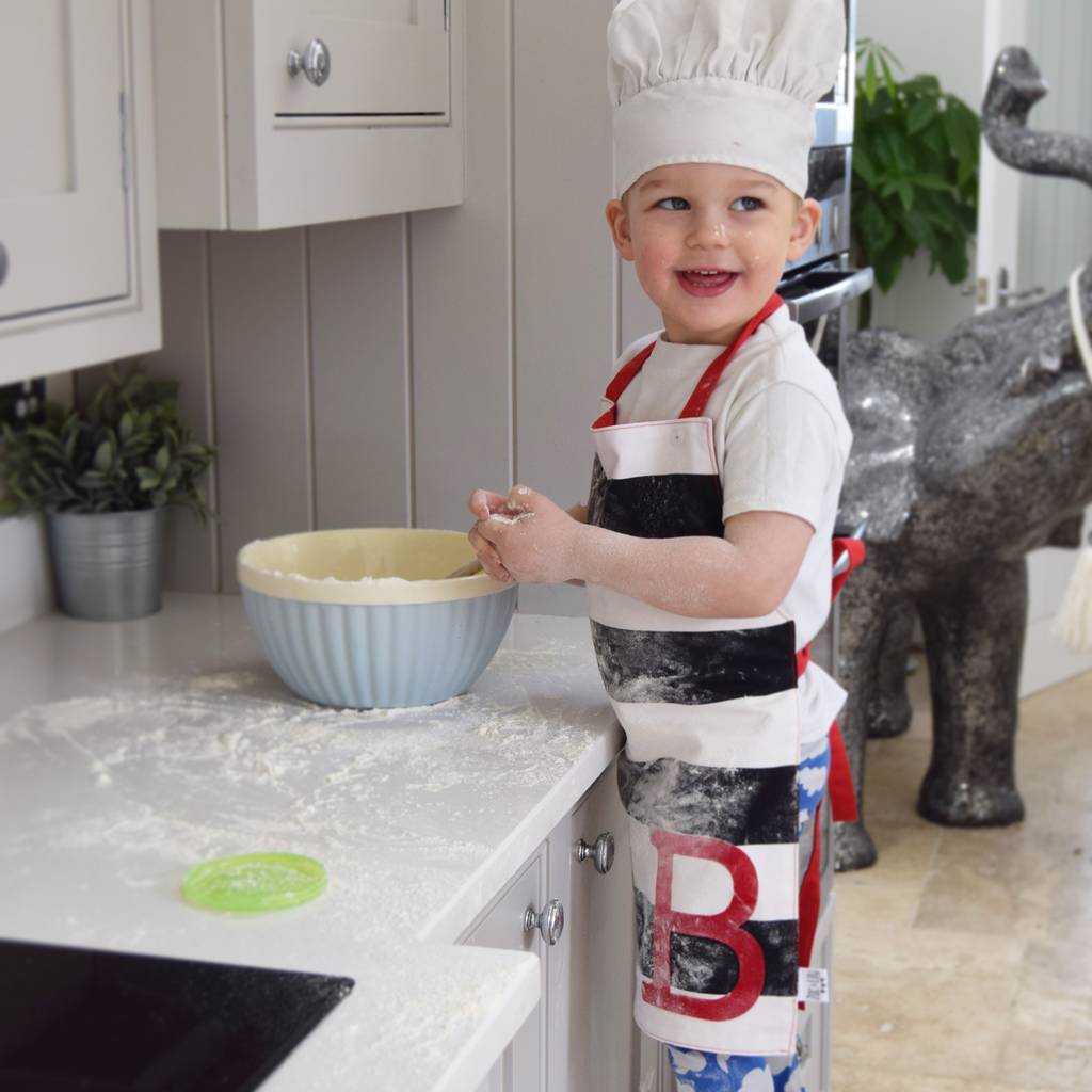 Personalised Childrens Baking Kit, 1 of 6