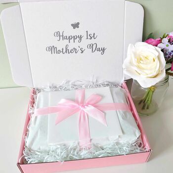 Happy First Mother's Day Flower Gift Set, 3 of 12