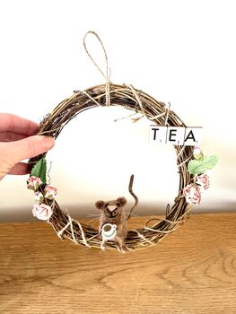 Handmade Needle Felted Cup Of Tea Mouse Wreath, Floral Decor, 8 of 8