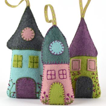 Lavender Houses Felt Craft Kit, 3 of 4