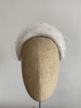 White Crown Band With Pearl Veiling 'Dorothy', 4 of 12