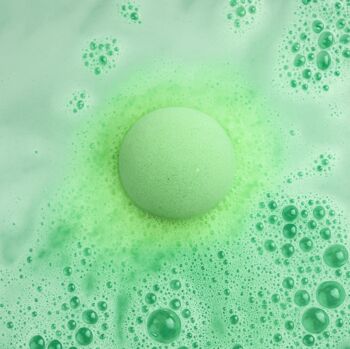 Happy Holidays Peppermint Christmas Bath Bomb Gift, 3 of 5