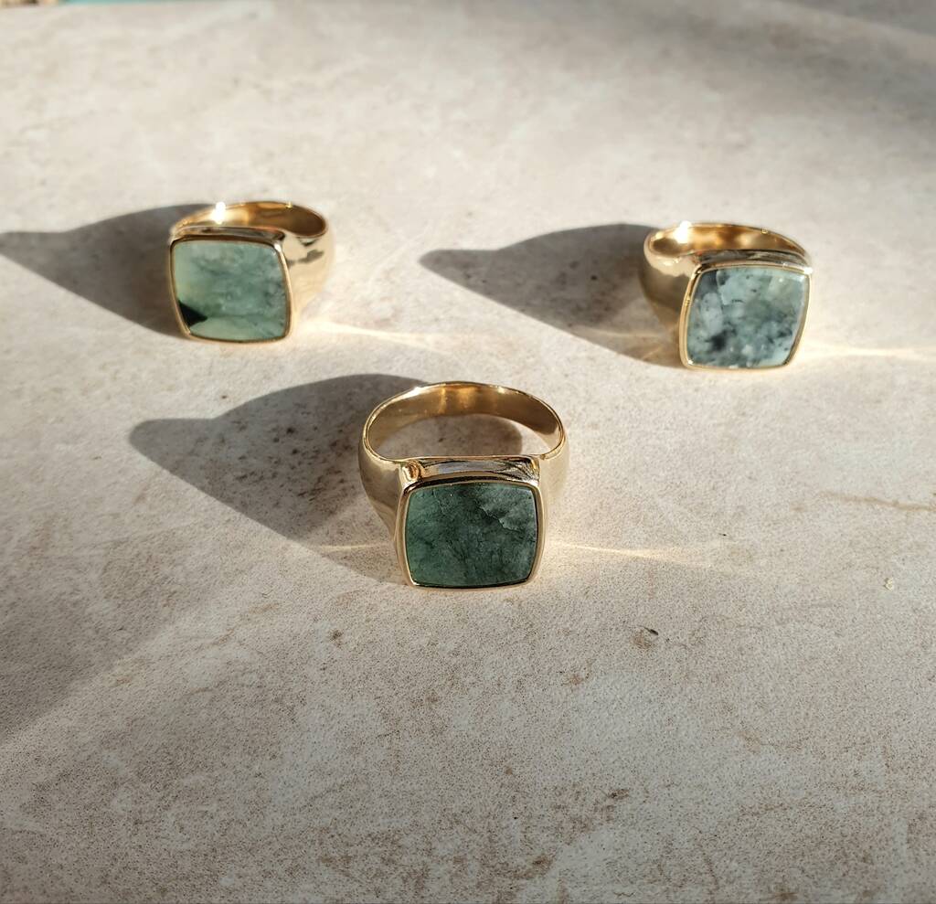 Ray Signet Emerald Ring, 1 of 11