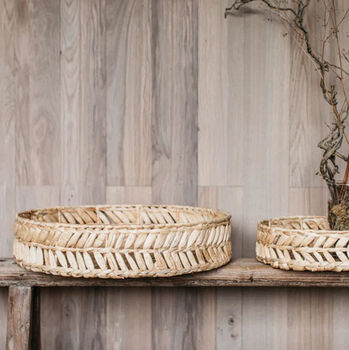 Also Home Venlig Large Round Water Hyacinth Tray, 3 of 4