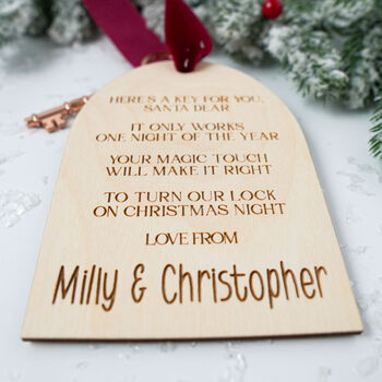 Personalised Santa's Magic Key Kids Christmas Tag, 8 of 9