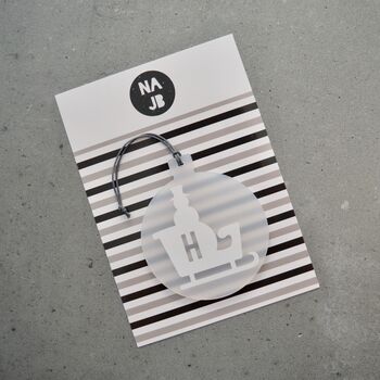 Couples Personalised Christmas Tree Decoration With Kissing Bears, 6 of 11