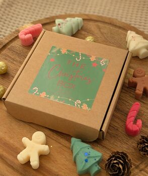 Christmas Wax Melt Burner With Wax Melts Gift Set For Christmas, 2 of 9