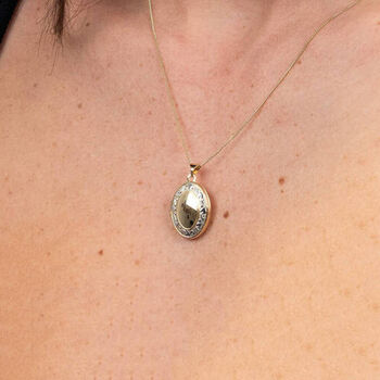 Personalised Solid 9ct Yellow Gold Love Locket, 3 of 8