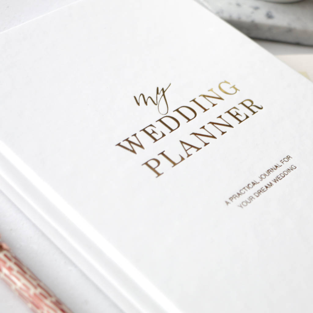 Are you interested in our engament gift brides? With our wedding planner organiser you need look no further.