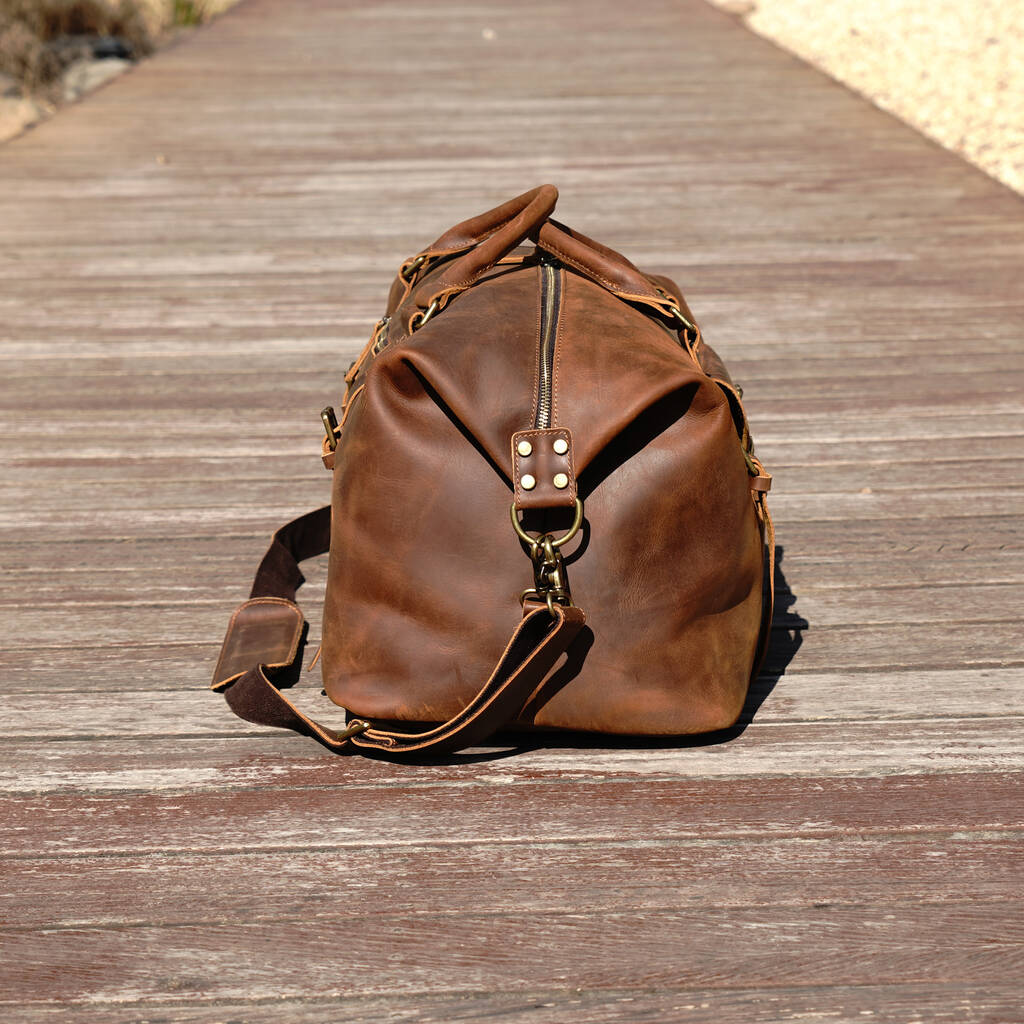 holdall with pockets