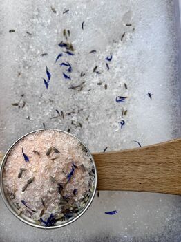 Serenity Lavender And Bergamot Aromatherapy Salts – 400g Refill Pack, 3 of 4