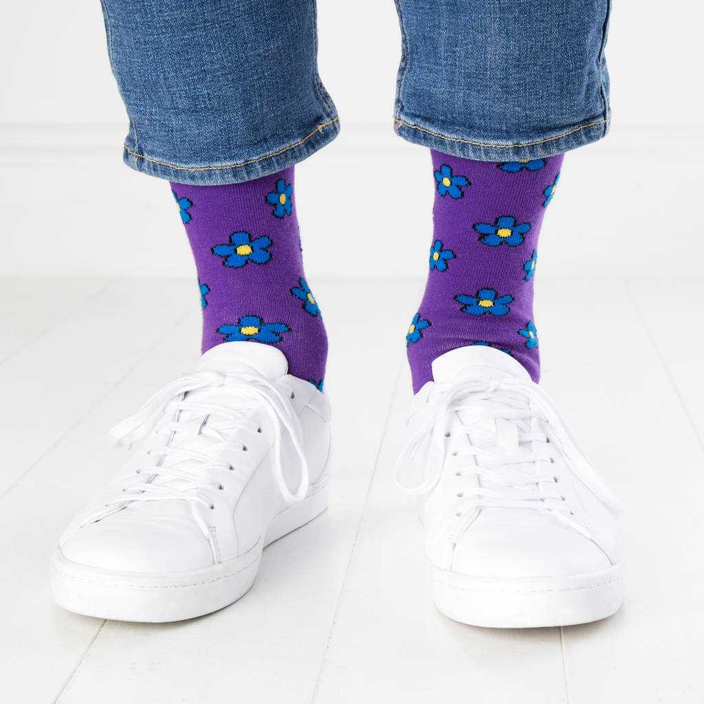 purple flower socks by henry j socks